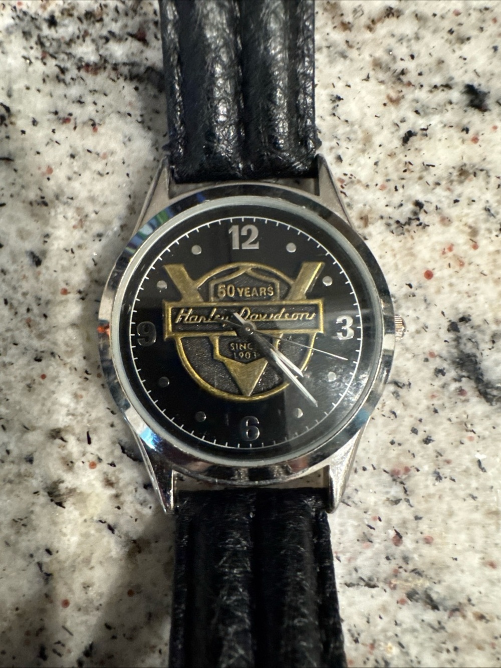 Harley-Davidson watch with leather band